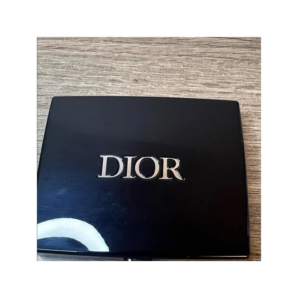 Dior 5 Couleurs Eyeshadow Palette in Subtle Bloom #843 No Brushes